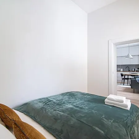 New And Modern Apartment In Old Town By Urban Rent Вильнюс Экстерьер фото